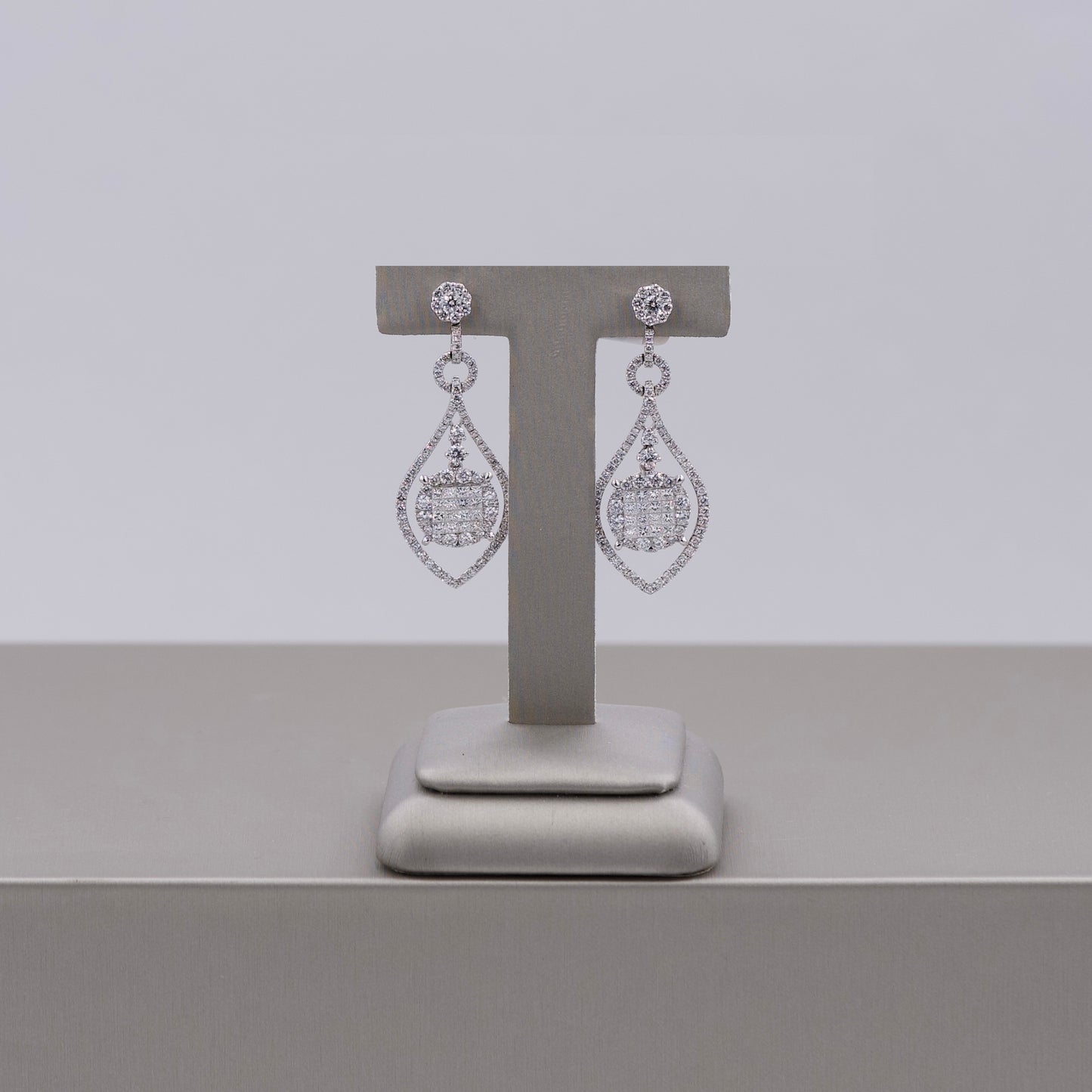 Damaso Diamond Leaf Earrings