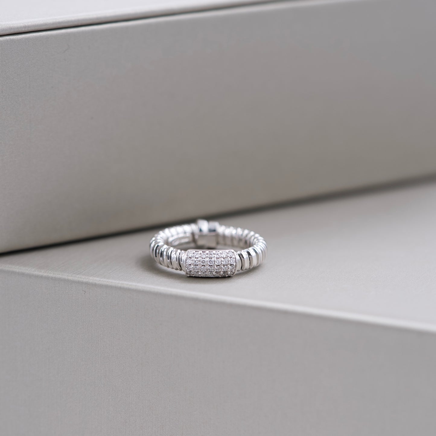 Tessitorre White Gold Ring