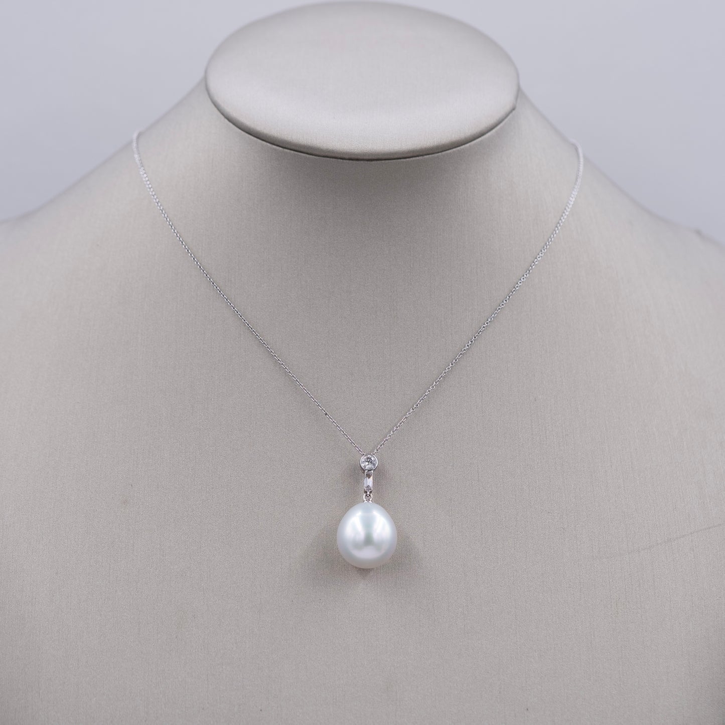 Single Pearl Necklace