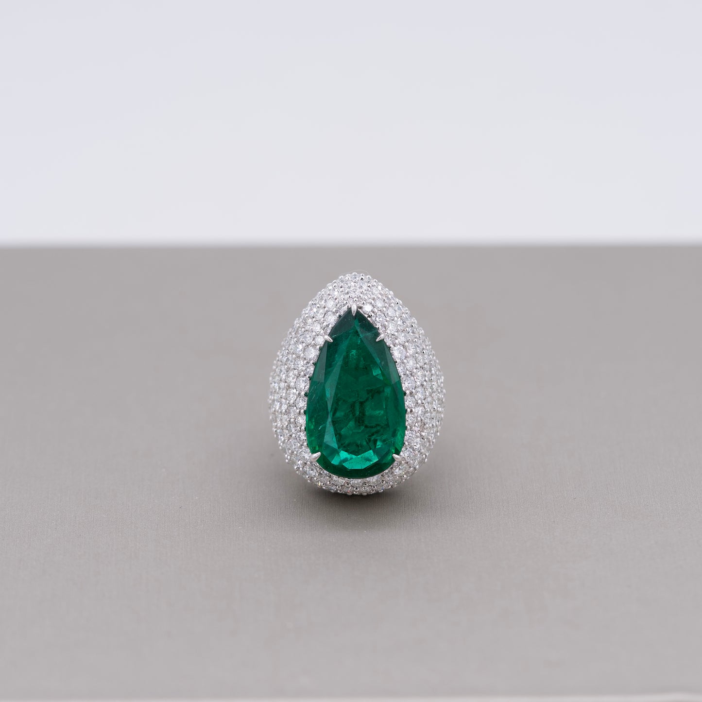 Emerald Teardrop Ring