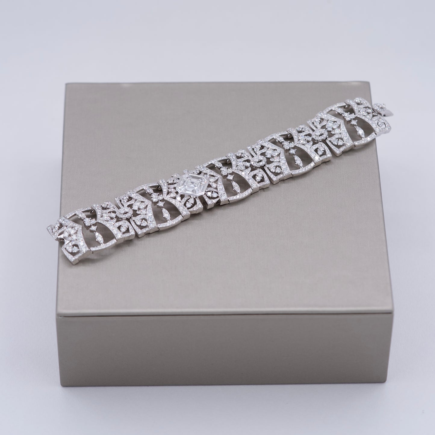 Princess Tiara Choker / Bracelets