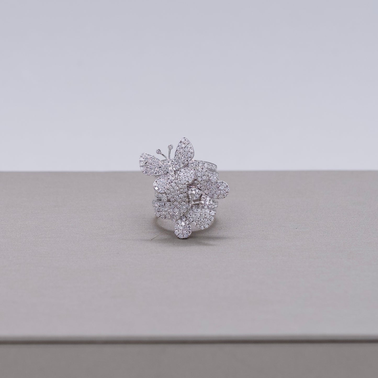 2 Butterfly Ring WG