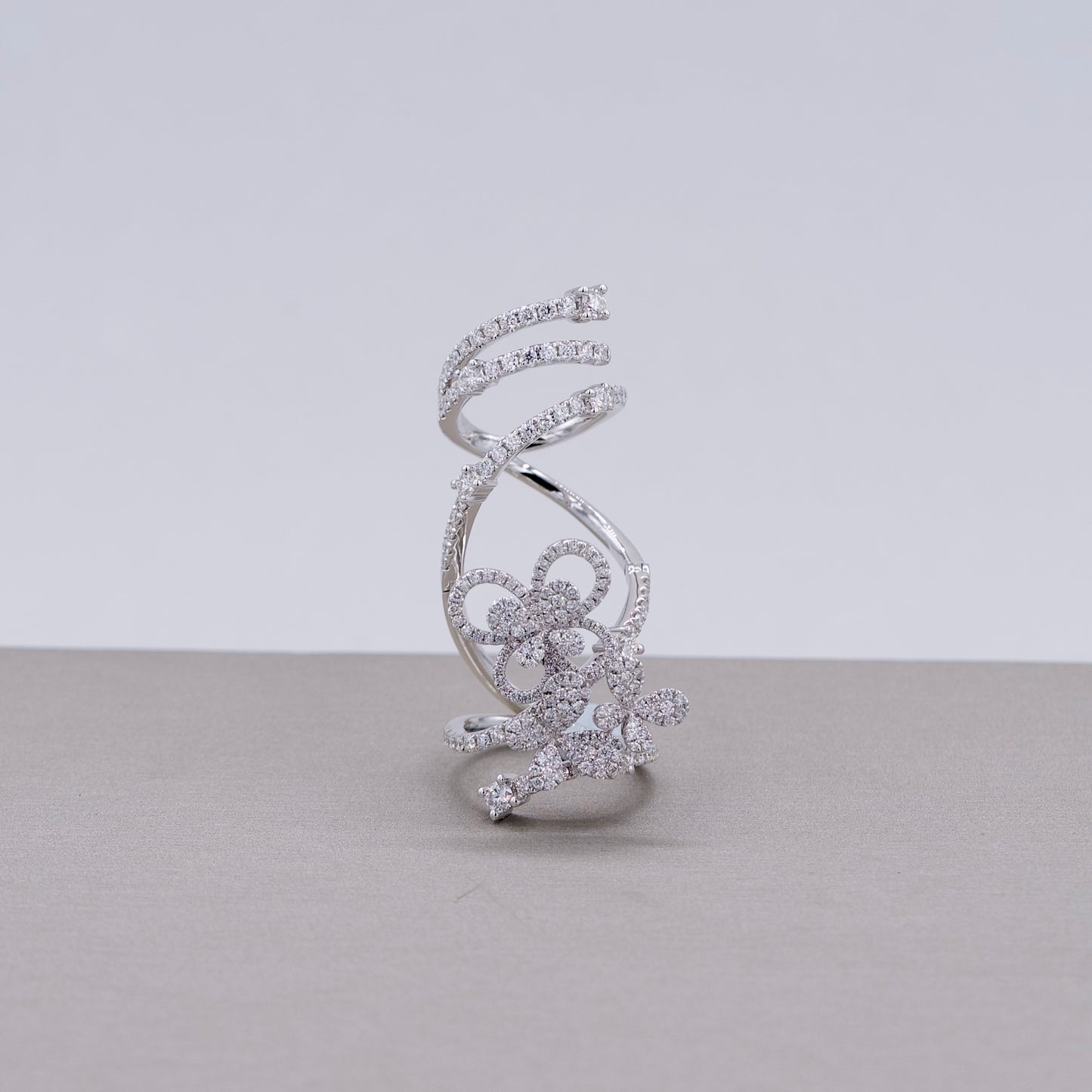 Long Butterfly Movement Ring WG