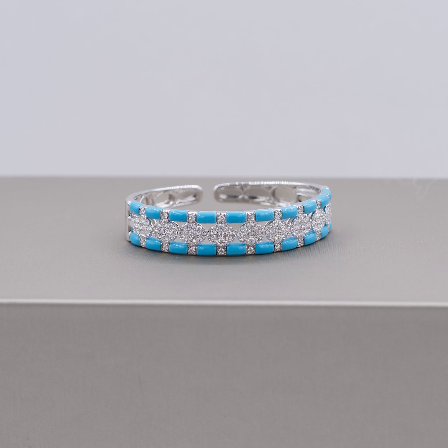Damaso Diamond / Light Blue Ceramic Bangle