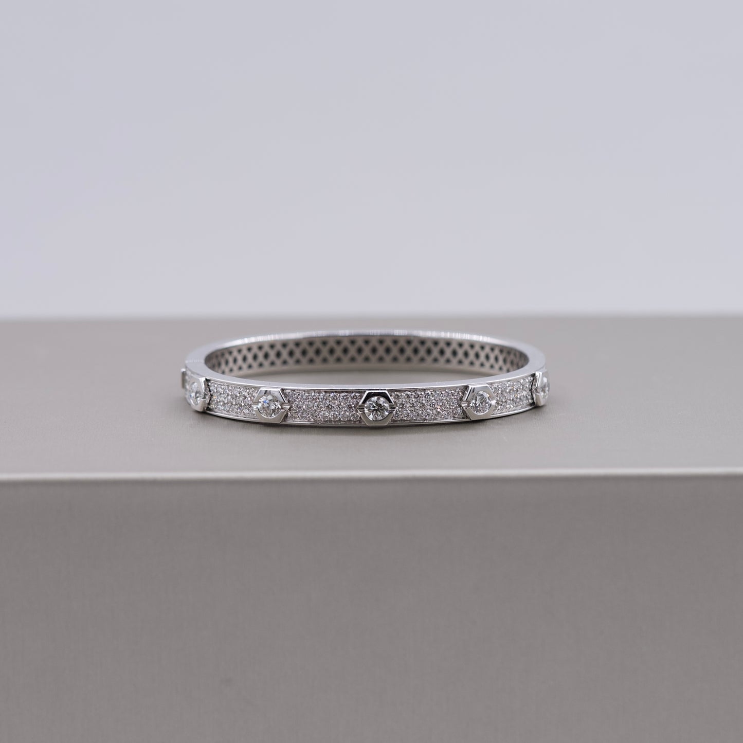 Damaso Diamond Pave Bangle