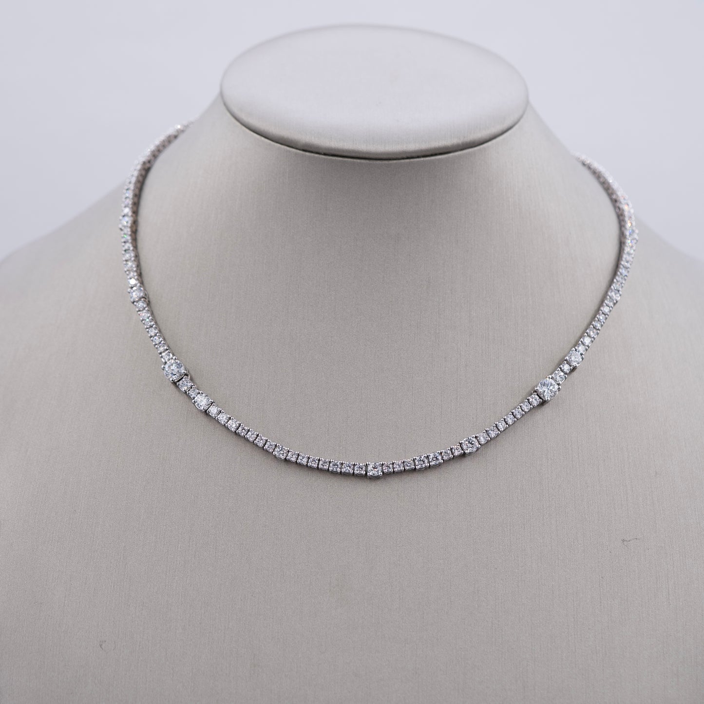 Damaso Diamond Necklace