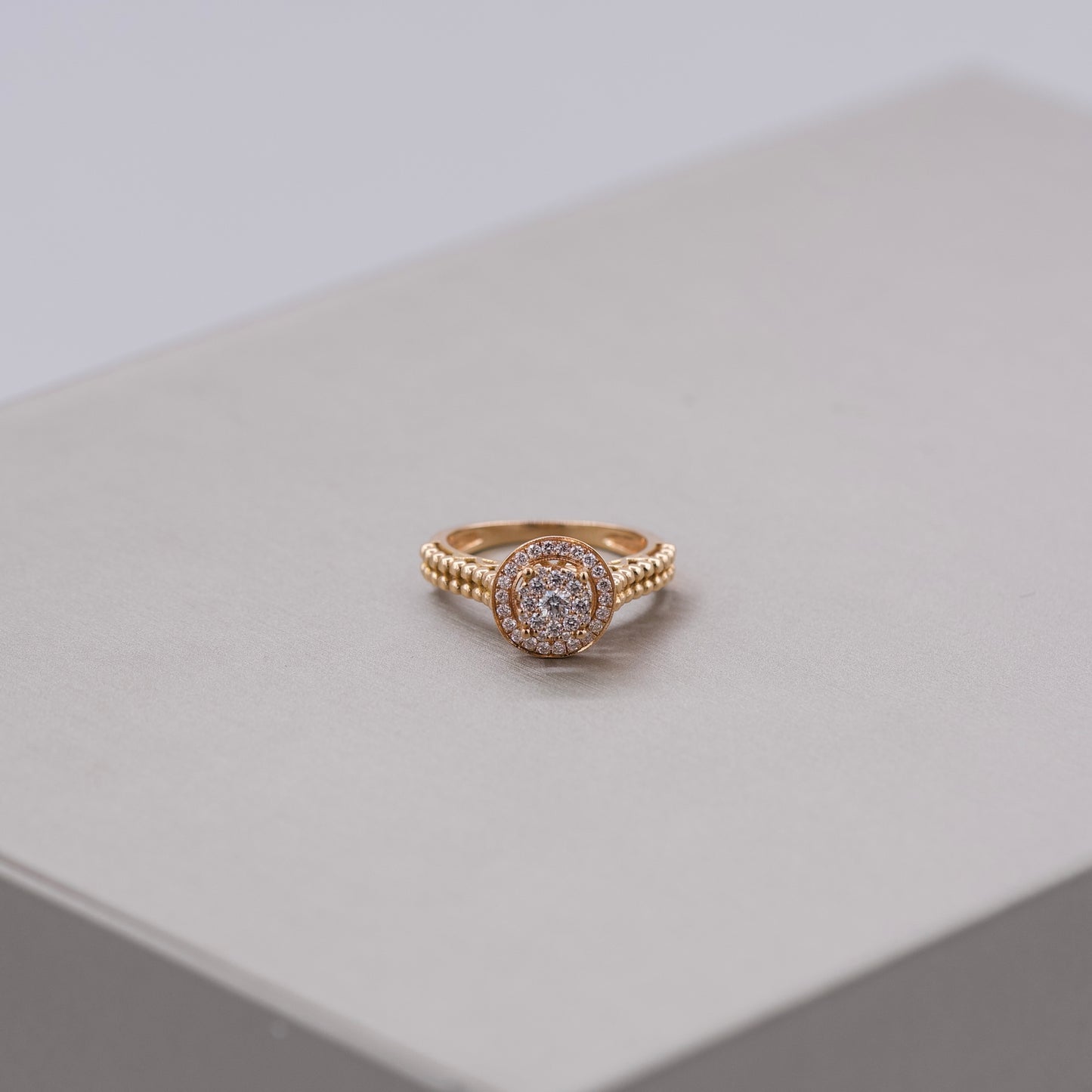 Round Diamond Ring YG