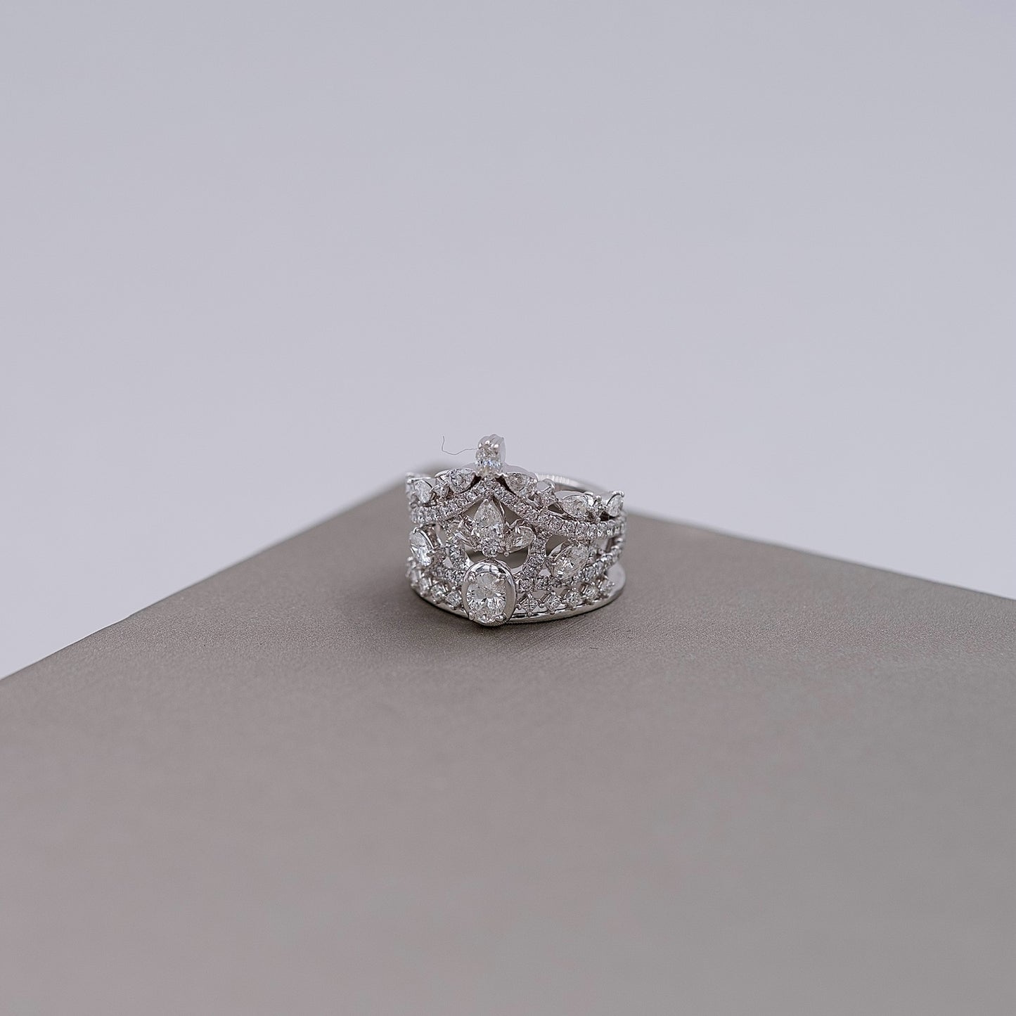 Princess Tiara Ring WG