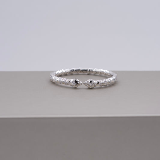 Damaso White Gold Bangle