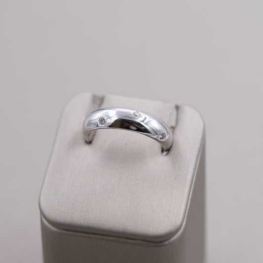 Mini Diamond Ring